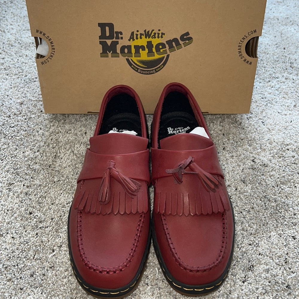 AUTH NEW DR. MARTENS EDISON LOAFER WITH TASSELS CHERRY RED UNISEX UK7